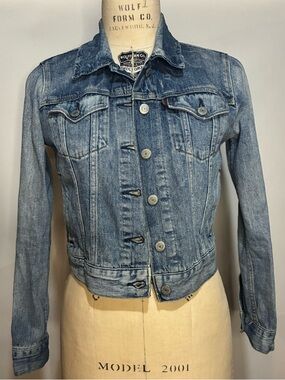 Levi's Light Blue Denim Jacket with White Patch